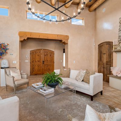 794 Camino Francisca, Santa Fe, NM 87506