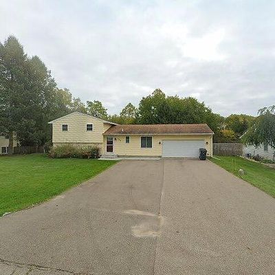 795 Autumn Dr, Otsego, MI 49078