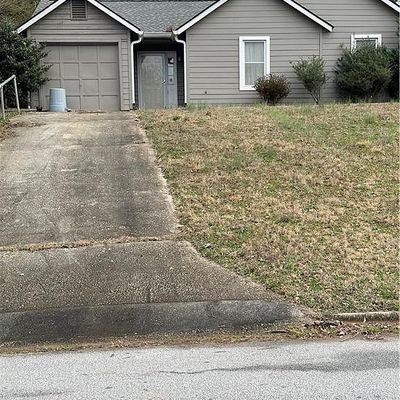 798 Durham Trl, Stone Mountain, GA 30083