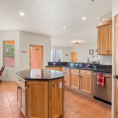 8 Zorrito Ct, Santa Fe, NM 87508