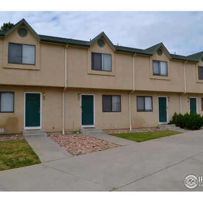 80 Blackburn Ln, Pueblo, CO 81001