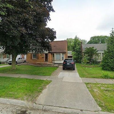 8055 Grayfield St, Dearborn Heights, MI 48127