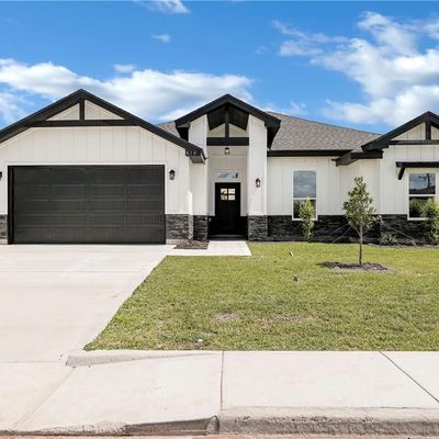 810 Ava Drive, La Feria, TX 78559