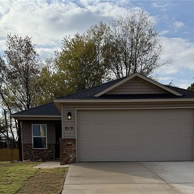 812 S Kit Street, Siloam Springs, AR 72761