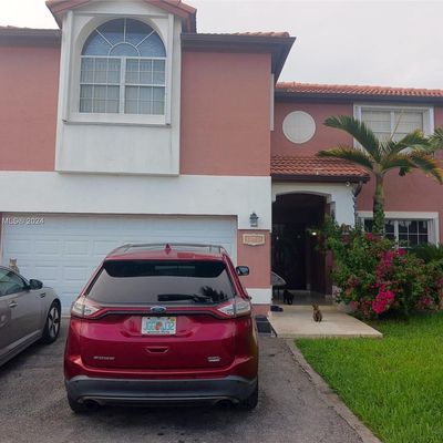 8165 Nw 201 St Ter, Hialeah, FL 33015