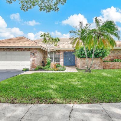 820 Somerset Ave, Davie, FL 33325