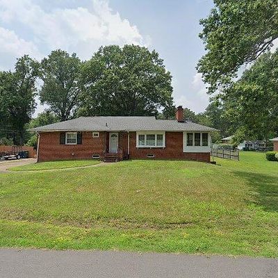 8208 Fredonia Rd, Richmond, VA 23227