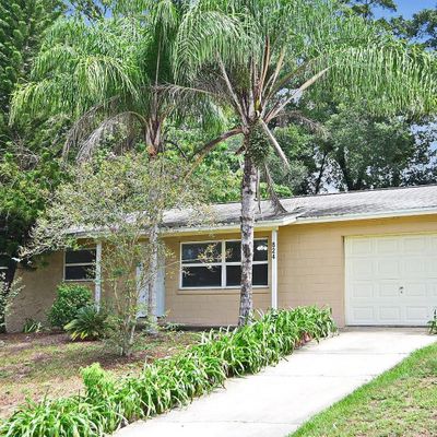 824 Rolling Green Dr, Apopka, FL 32703