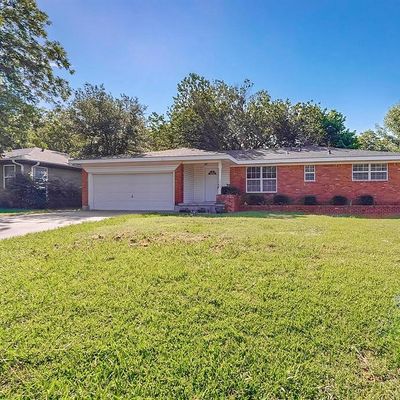 829 S Andrews Ave, Sherman, TX 75090