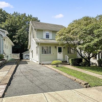 83 Raymond Ave, Nutley, NJ 07110