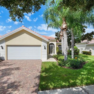 8325 Jesolo Ln, Sarasota, FL 34238