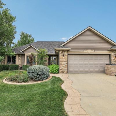 8333 Kingsway Ln, Sturtevant, WI 53177