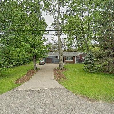 8490 Millis Rd, Shelby Township, MI 48317