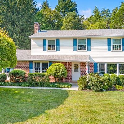 8502 Elliston Dr, Glenside, PA 19038