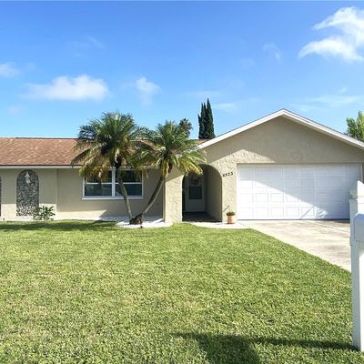 8523 Viva Via Dr, Hudson, FL 34667