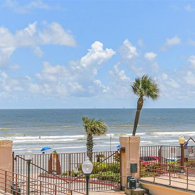 7312 Seawall Boulevard, Galveston, TX 77551