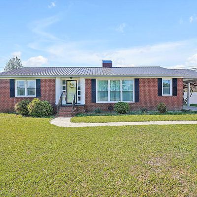 735 Washington St, Whiteville, NC 28472