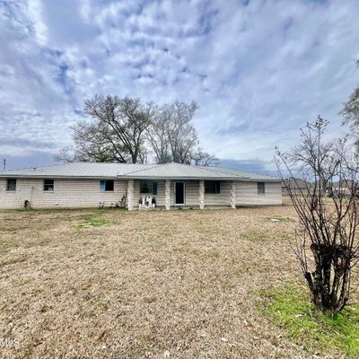 737 W Broussard Rd, Lafayette, LA 70506