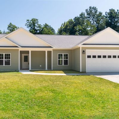 740 S Dickerson Street, Burgaw, NC 28425