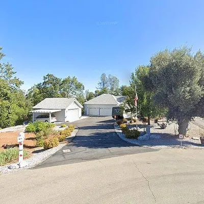 7412 Quiet Dr, Anderson, CA 96007