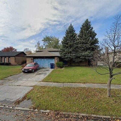 748 Oxford Ave, Matteson, IL 60443