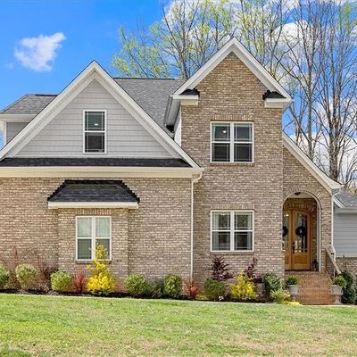 7515 Bentridge Forest Dr, Kernersville, NC 27284