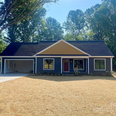 754 Whites Farm Road, Statesville, NC 28625