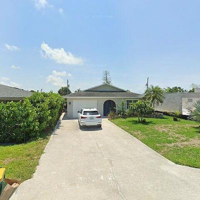 758 103 Rd Ave N, Naples, FL 34108