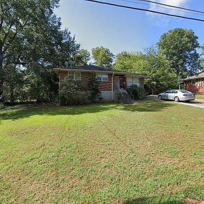 765 Shellnut Dr, Forest Park, GA 30297