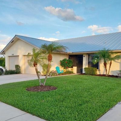 7659 Se Sugar Sand Cir, Hobe Sound, FL 33455