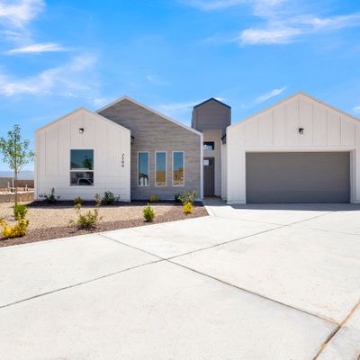 7704 Celestial Street, Las Cruces, NM 88012