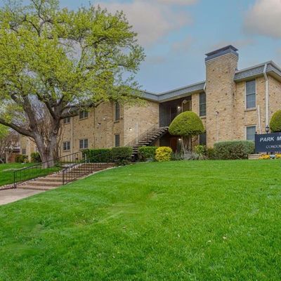 7721 Meadow Park Drive, Dallas, TX 75230