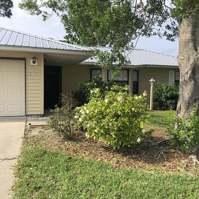 777 Hamm St Nw, Palm Bay, FL 32907