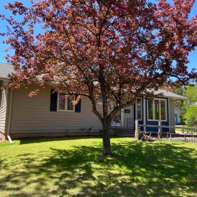 78 Hays Cr, Silver Bay, MN 55614