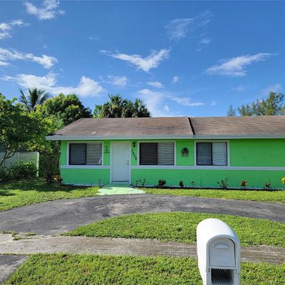 7808 Sw 8 Th St, North Lauderdale, FL 33068