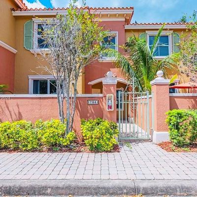 784 Sw 106th Ave, Pembroke Pines, FL 33025