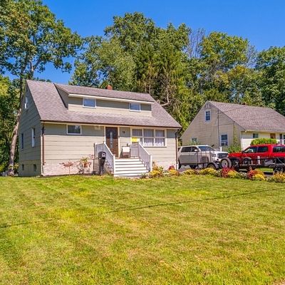 79 Charnwood Rd, New Providence, NJ 07974