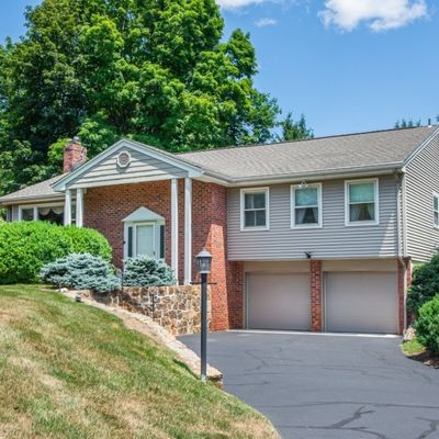 79 Mountain Ave, Mendham, NJ 07945