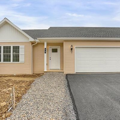 79 St Andrews Way, Selinsgrove, PA 17870