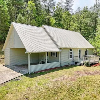 92 Ogreeta Rd, Murphy, NC 28906