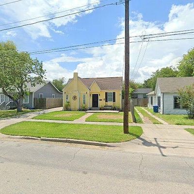 921 Elizabeth St, Corpus Christi, TX 78404