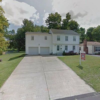 922 Bechtol Ave, Sharon, PA 16146