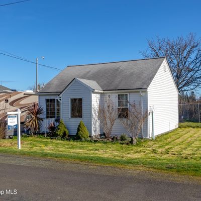 92203 Clover Rd, Astoria, OR 97103