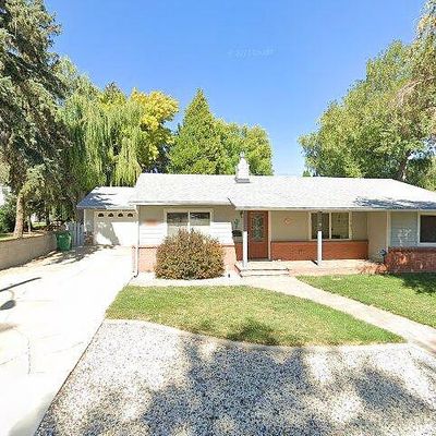 924 Lynne Ave, Carson City, NV 89703