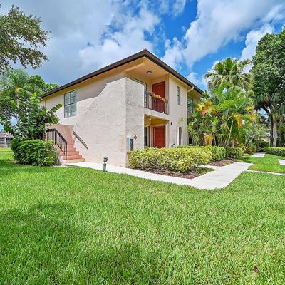 9261 Vista Del Lago, Boca Raton, FL 33428