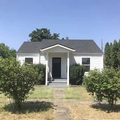 937 Maple St, Junction City, OR 97448