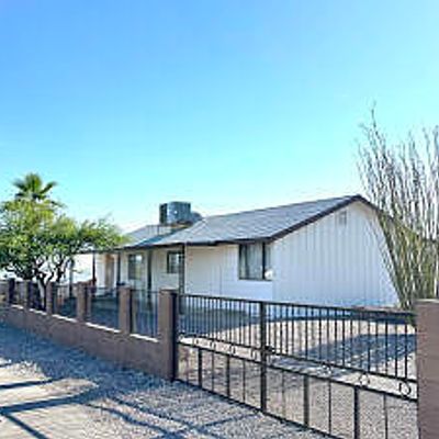 940 N Lyons Ave, Ajo, AZ 85321