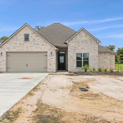 9435 Phelan Blvd, Beaumont, TX 77713