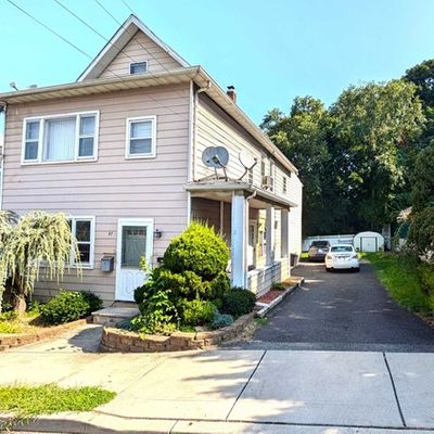 97 Kossuth St, Wallington, NJ 07057