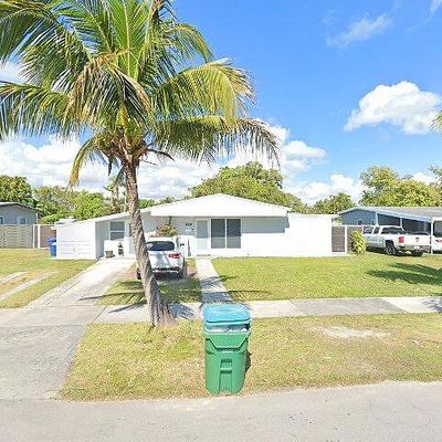 9741 Bahama Dr, Cutler Bay, FL 33189